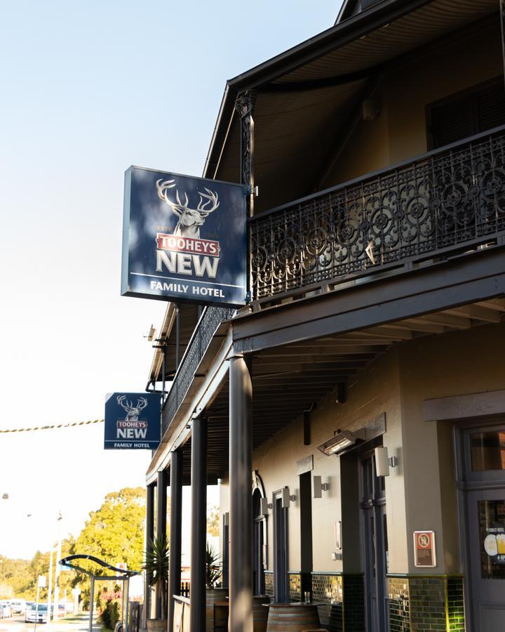 The Family Hotel Maitland Exterior photo
